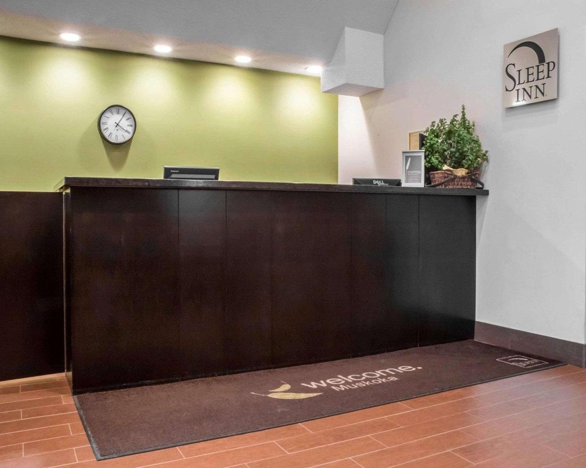 Sleep Inn Брейсбридж Екстериор снимка