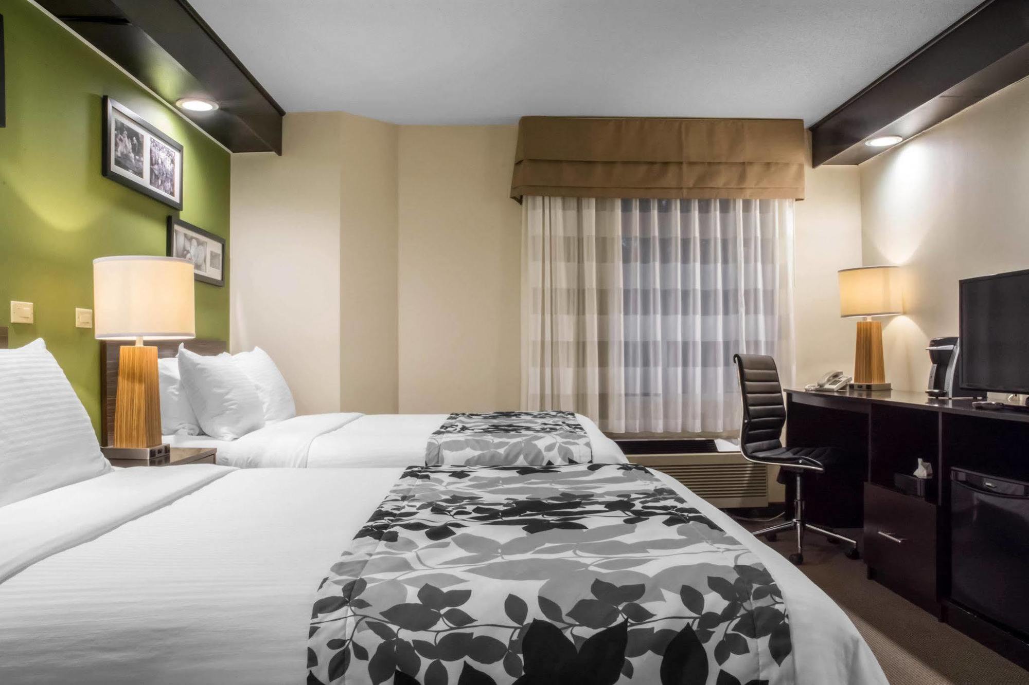 Sleep Inn Брейсбридж Екстериор снимка