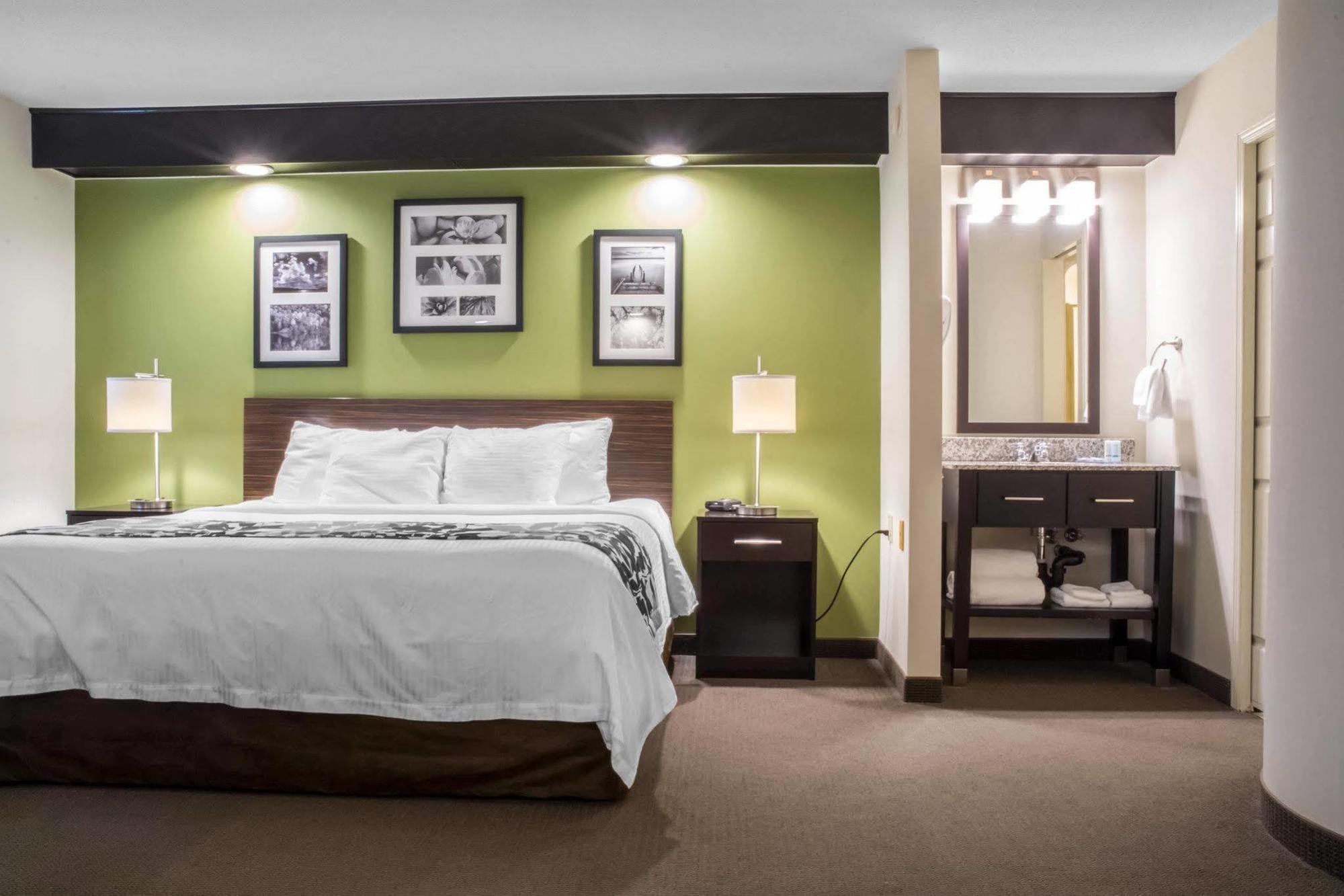 Sleep Inn Брейсбридж Екстериор снимка